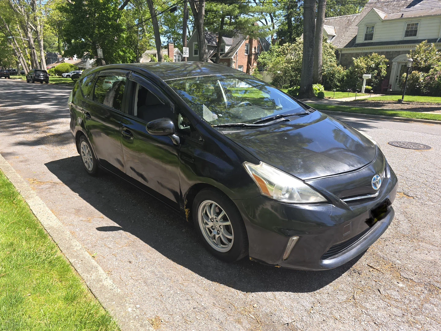 2013 Black Toyota Prius Hybrid - photo 2