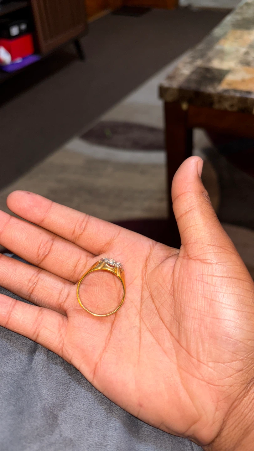 Gold tone ring with clear stones - photo 2