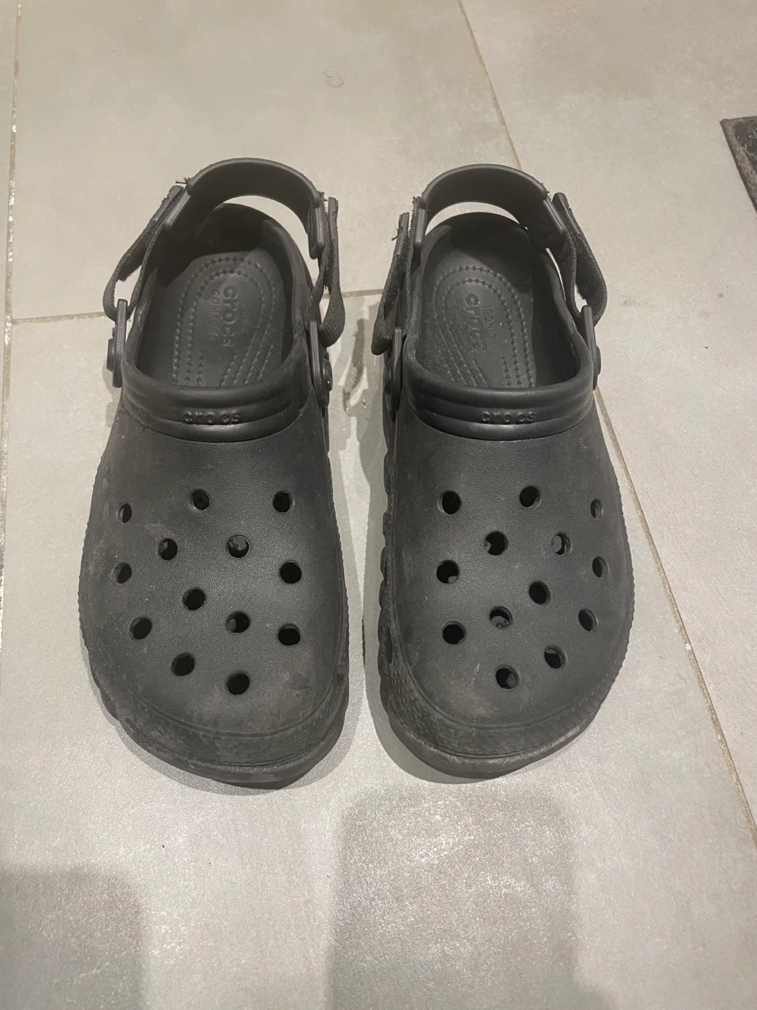 Crocs Classic Clogs - Black J6 - photo 2