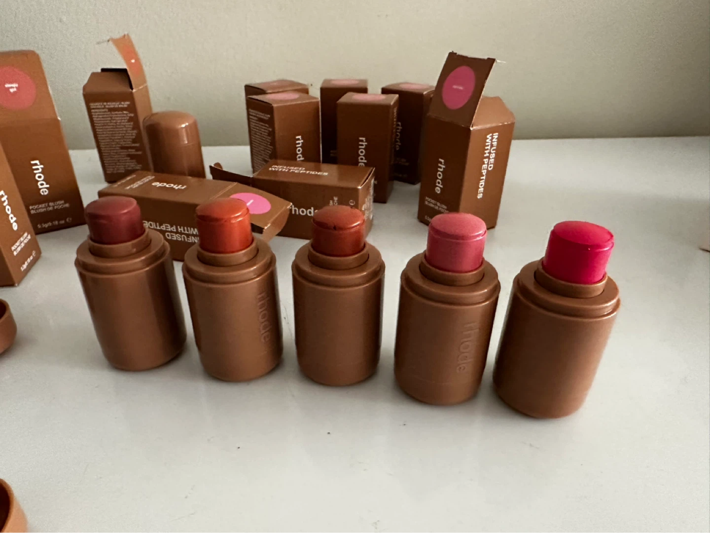 rhode Pocket Blush Buildable Hydrating Cream Blush - photo 3