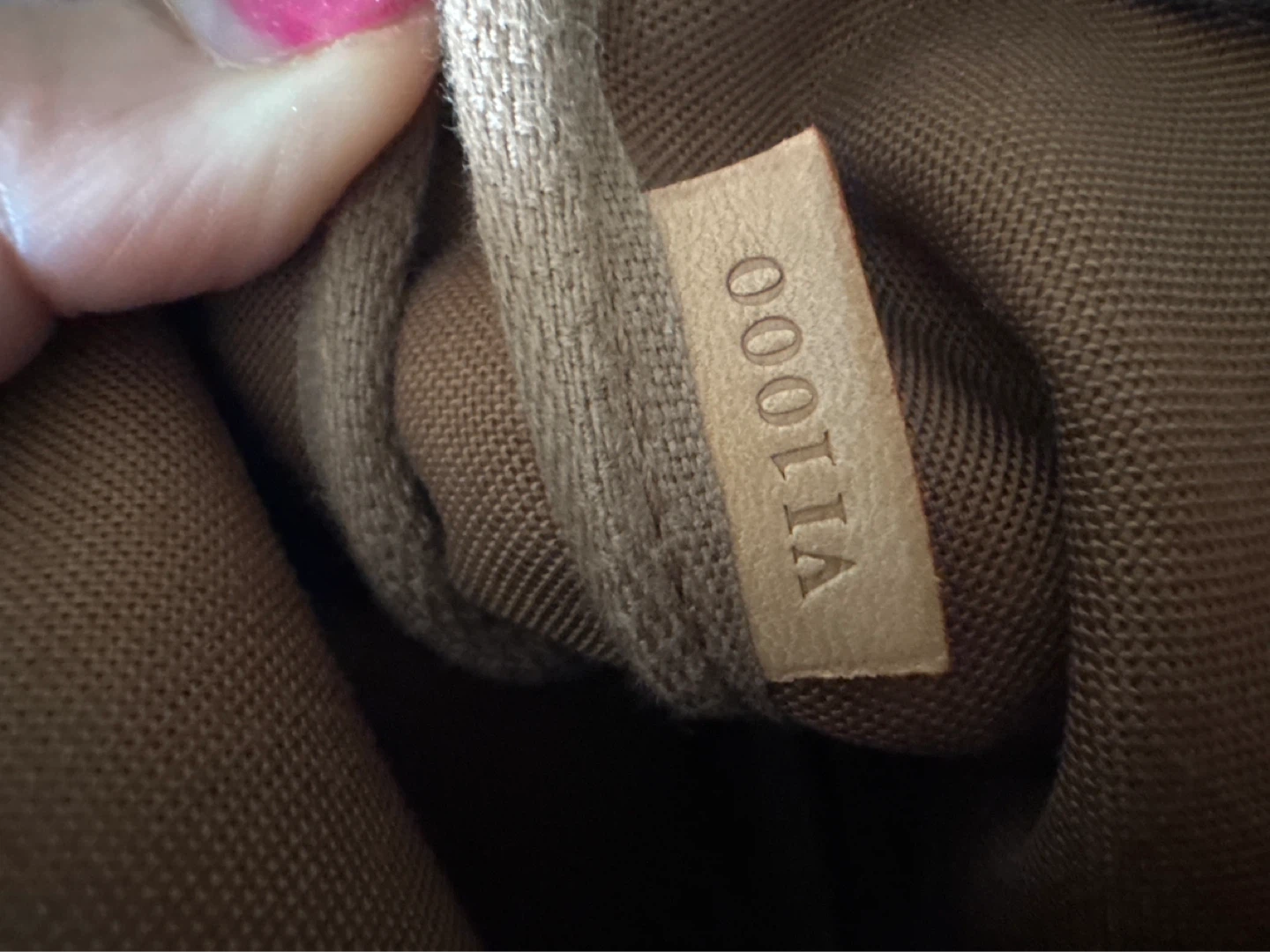 Louis Vuitton Monogram Pouch Authentic - photo 3