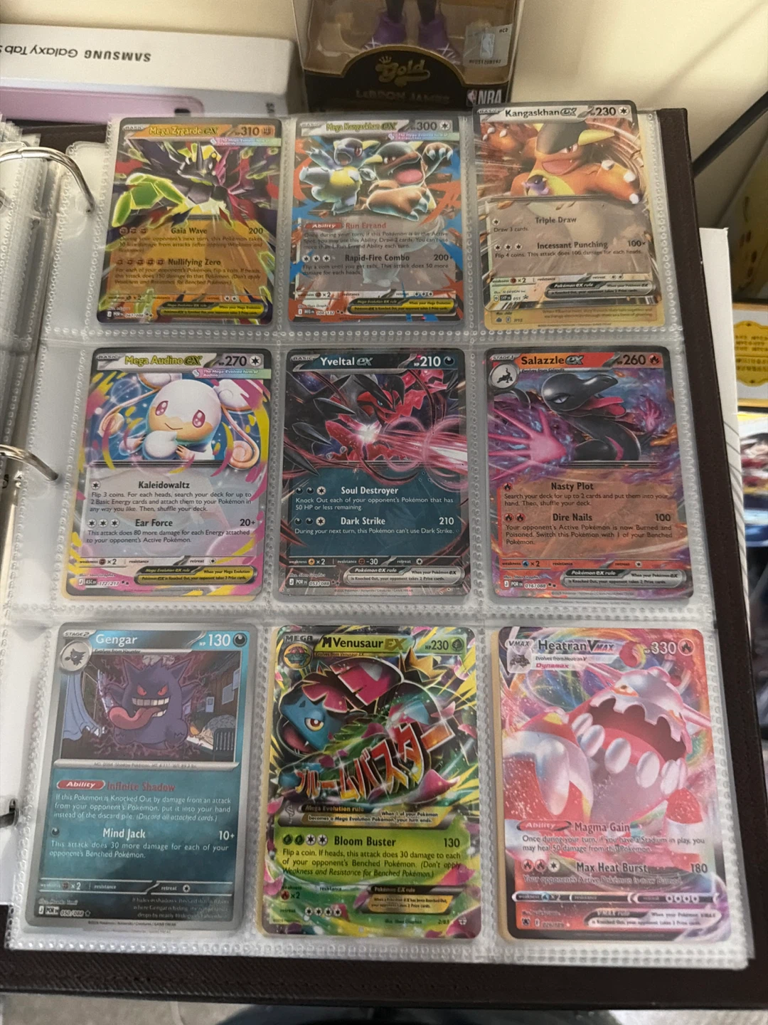 Pokemon Trading Card Collection Binder - photo 4