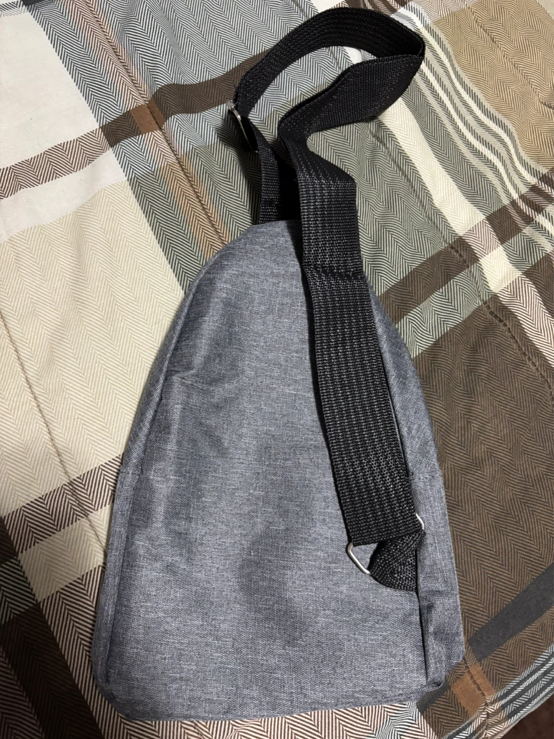 Grey Sling Bag 🎁 brand new ! - photo 2