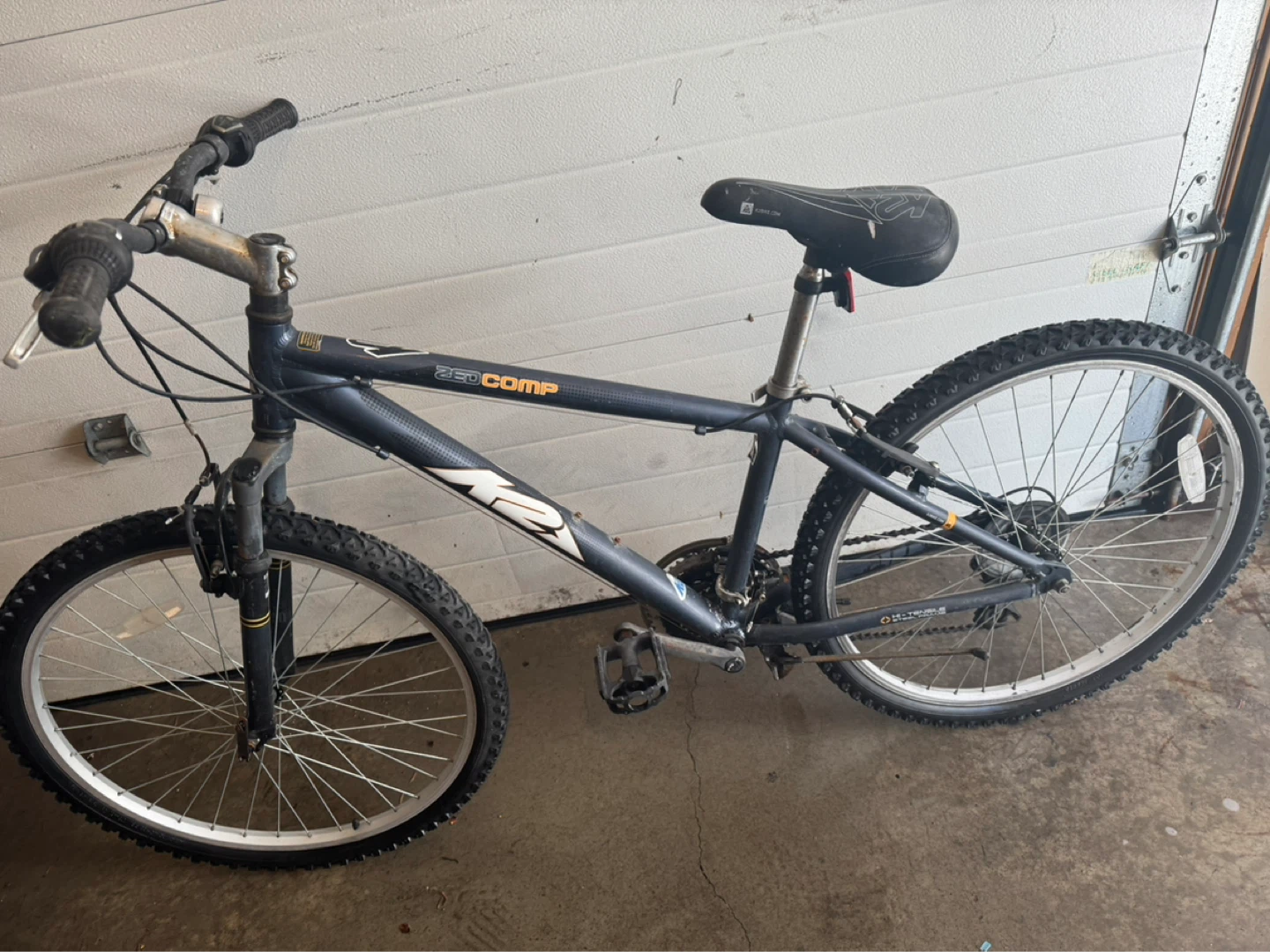 Men’s Mountain Bikes $80 each - photo 2