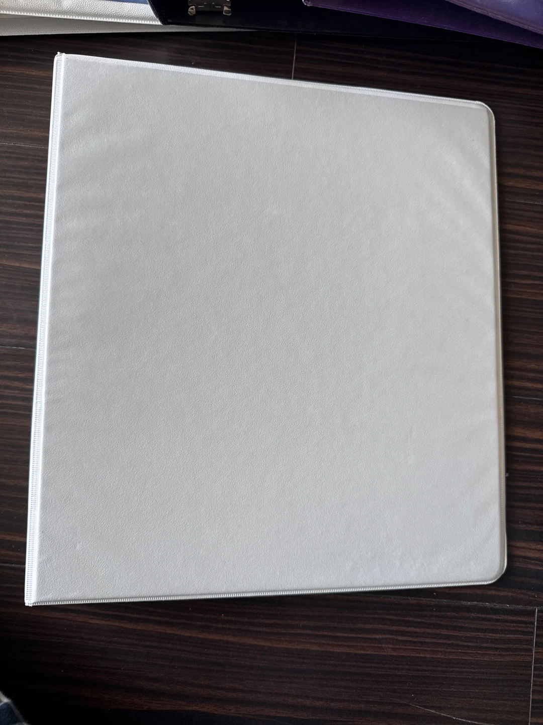Studio Presentation Binder - photo 2