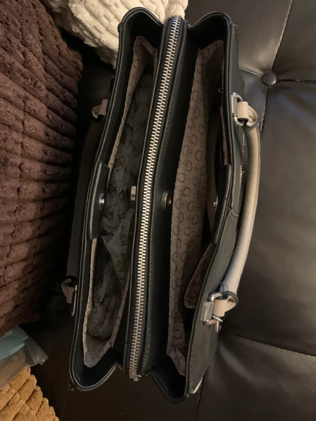 Guess Satchel Handbag - photo 4