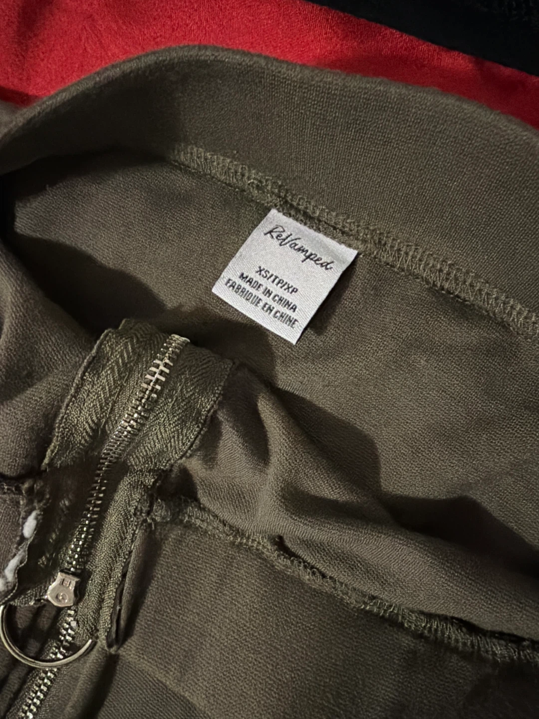 SHEIN Black T-Shirt and Refbamped Khaki Skirt Set - photo 2