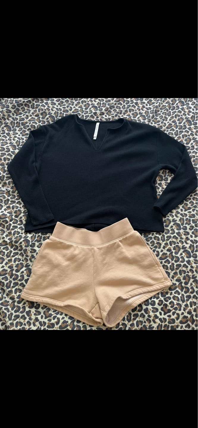 aritzia xs bundle!