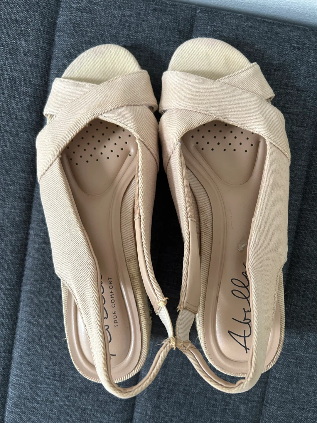 Abella Women's Tan Slingback Wedge Sandals