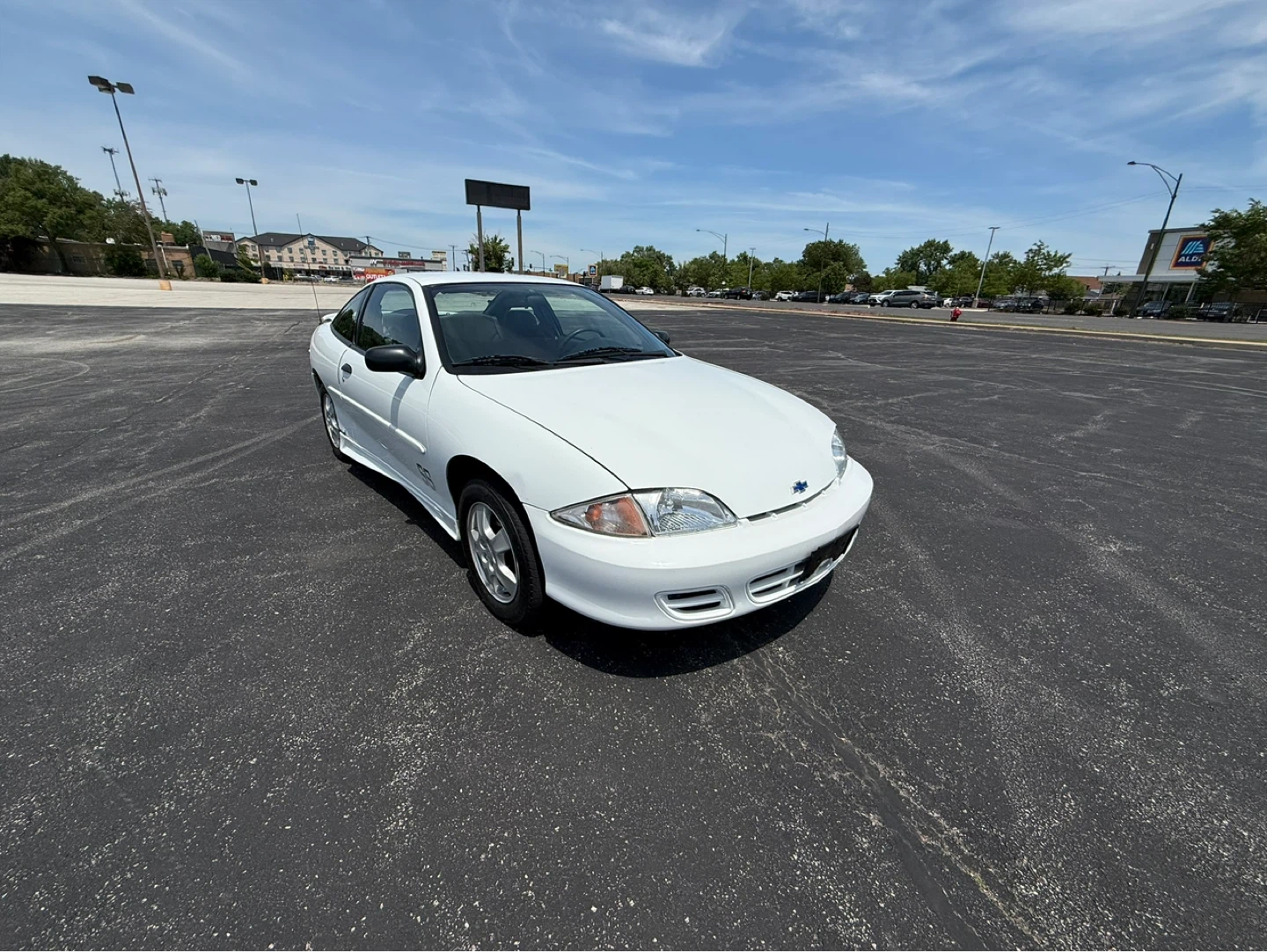 2002 Chevrolet Cavalier Coupe 2dr - photo 3