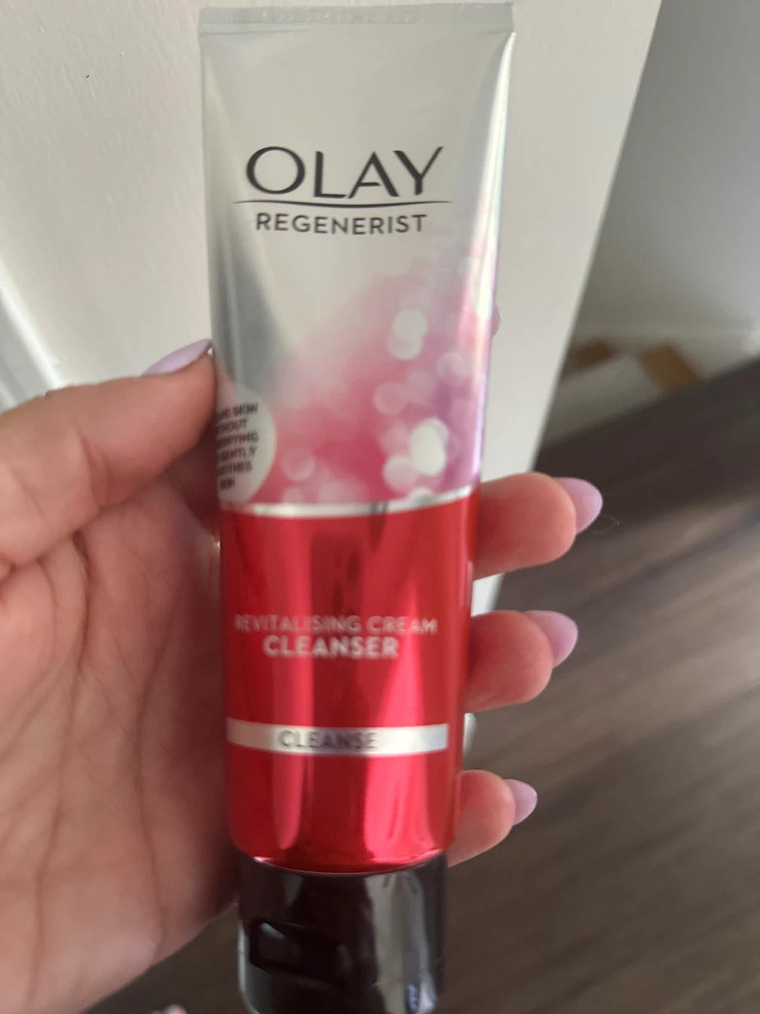 Olay Regenerist Revitalising Cream Cleanser