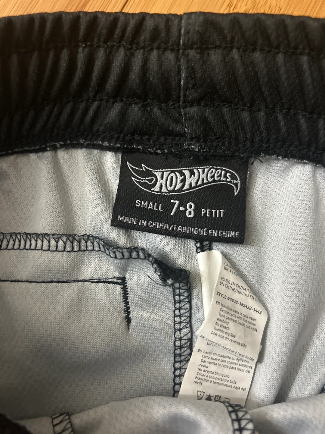 Hot Wheels Flame Shorts Small BOYS 7-8 - photo 2