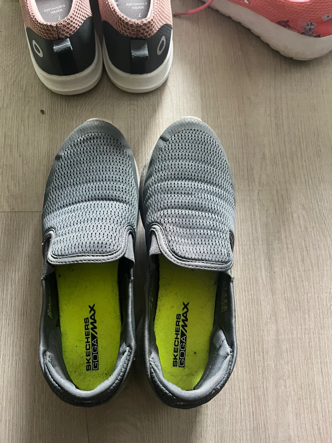 Skechers Go Walk Max Grey Slip-on Shoes Size 9 - photo 3