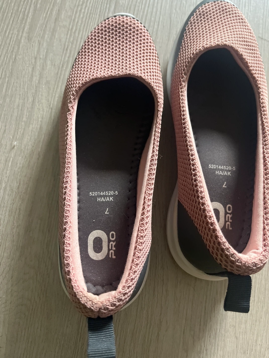 PRO women's pink slip-on shoes size 7 - photo 2
