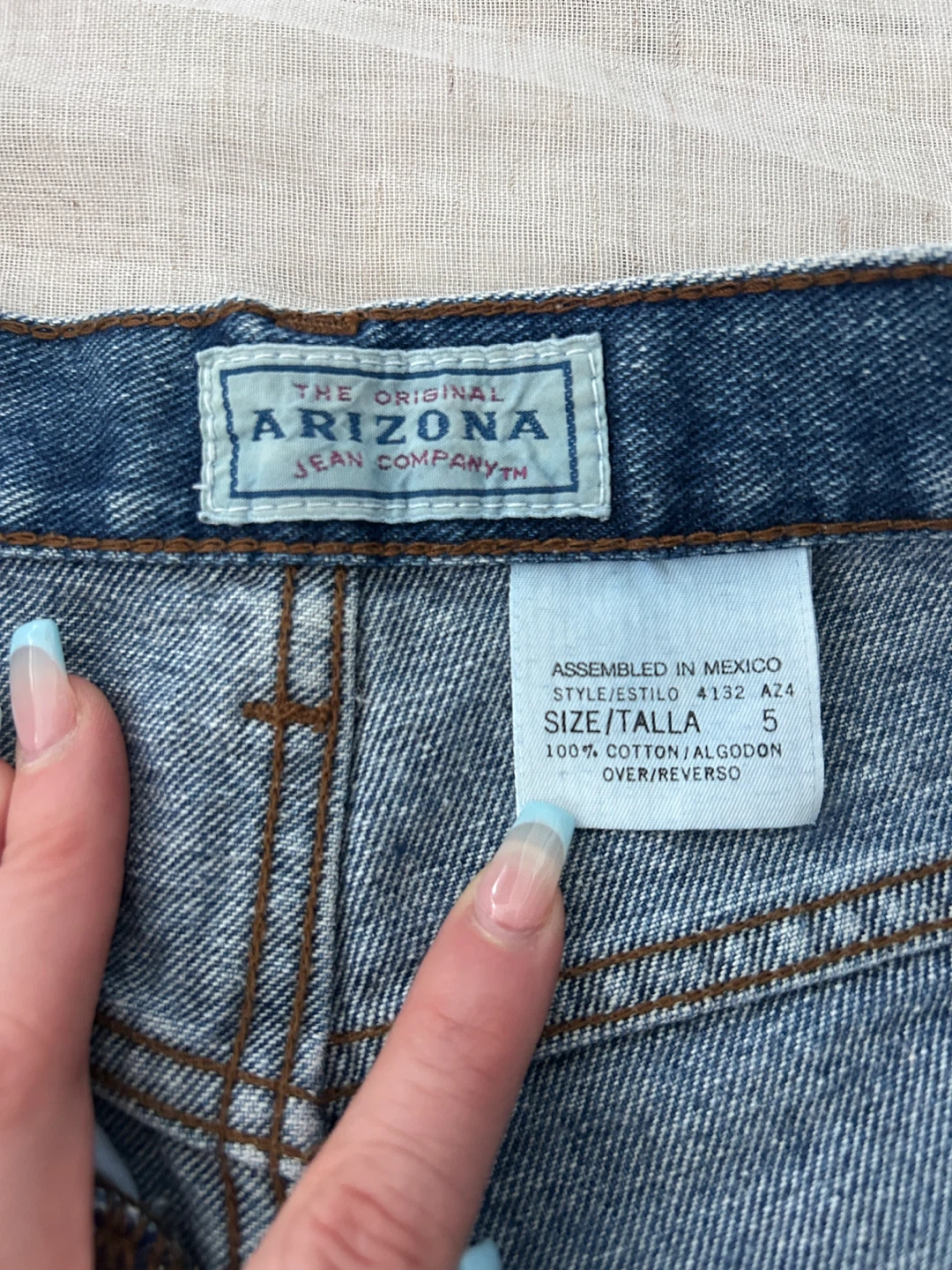 Arizona Jean Company Denim Shorts Size 5 - photo 2