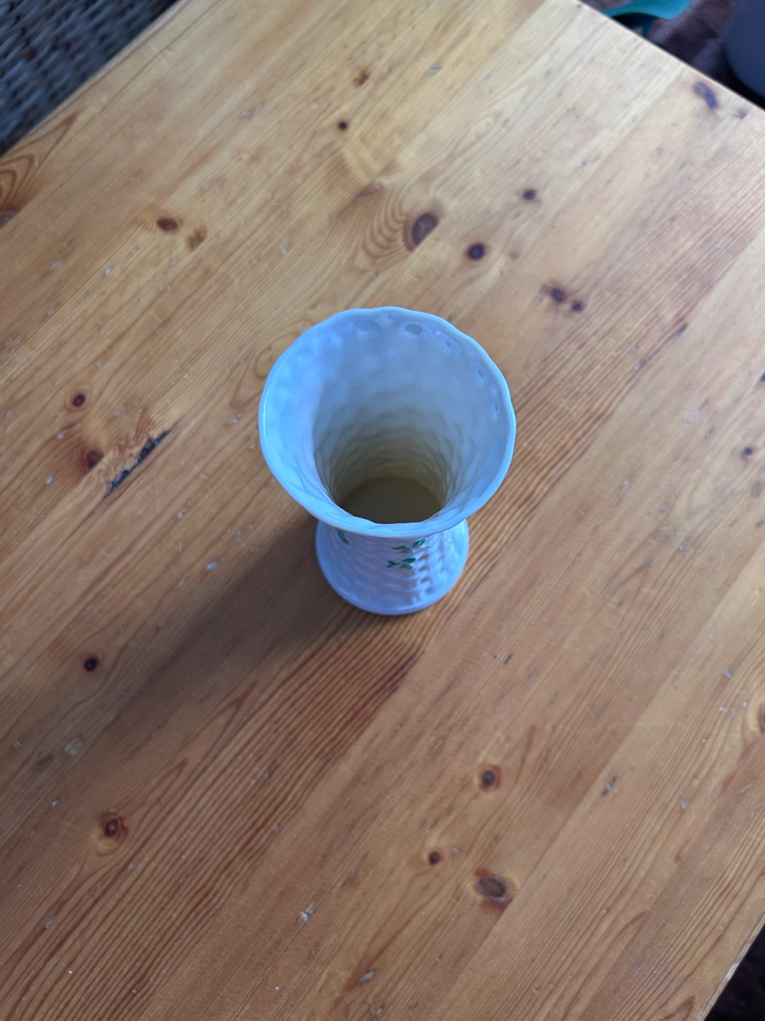 Belleek Colleen 5" Urse Vase - photo 5
