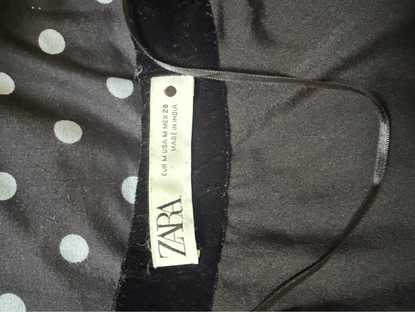 Zara Black Velvet Embroidered Vest Medium - photo 2