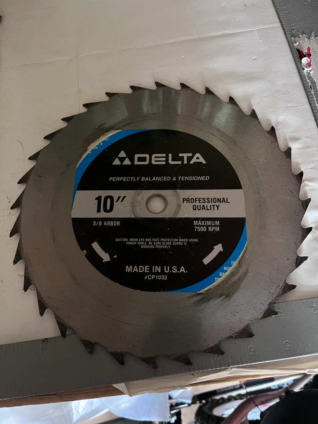 Delta 10" 5/8 Arbor Saw Blade