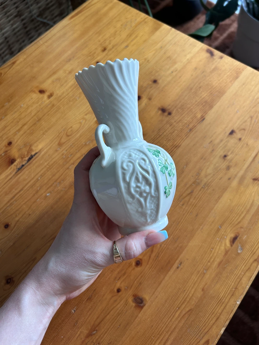 White Ceramic Vase with Green Shamrocks - photo 2