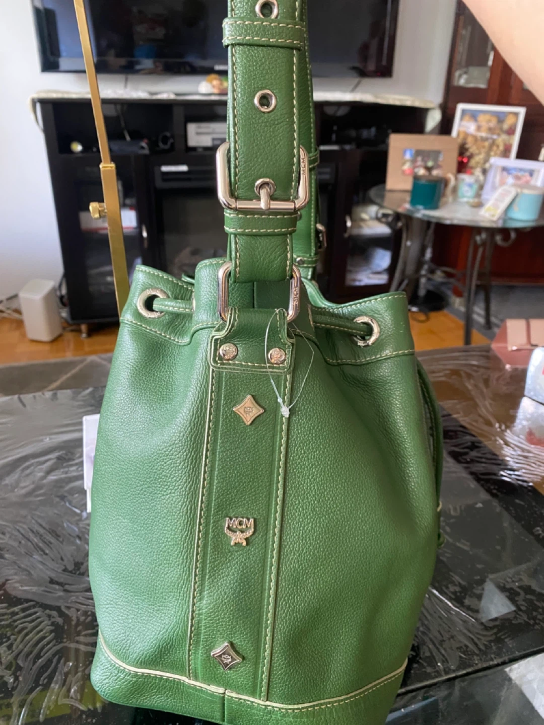 MCM Green Leather Drawstring Bucket Bag - photo 4