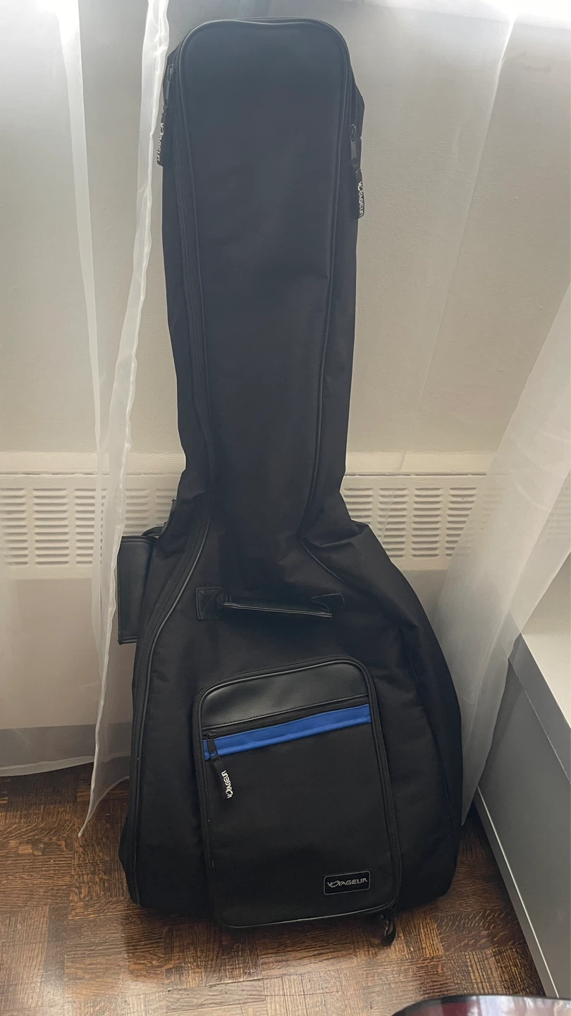 Yamaha acoustic guitar with FREE Strap, Case and Stand - photo 3