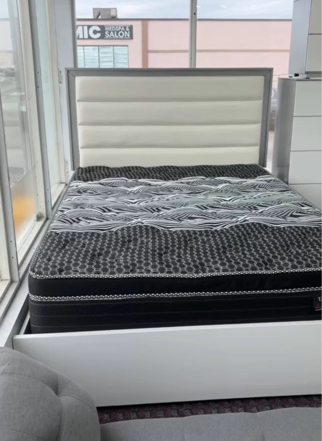 North YK Mattress - photo 3