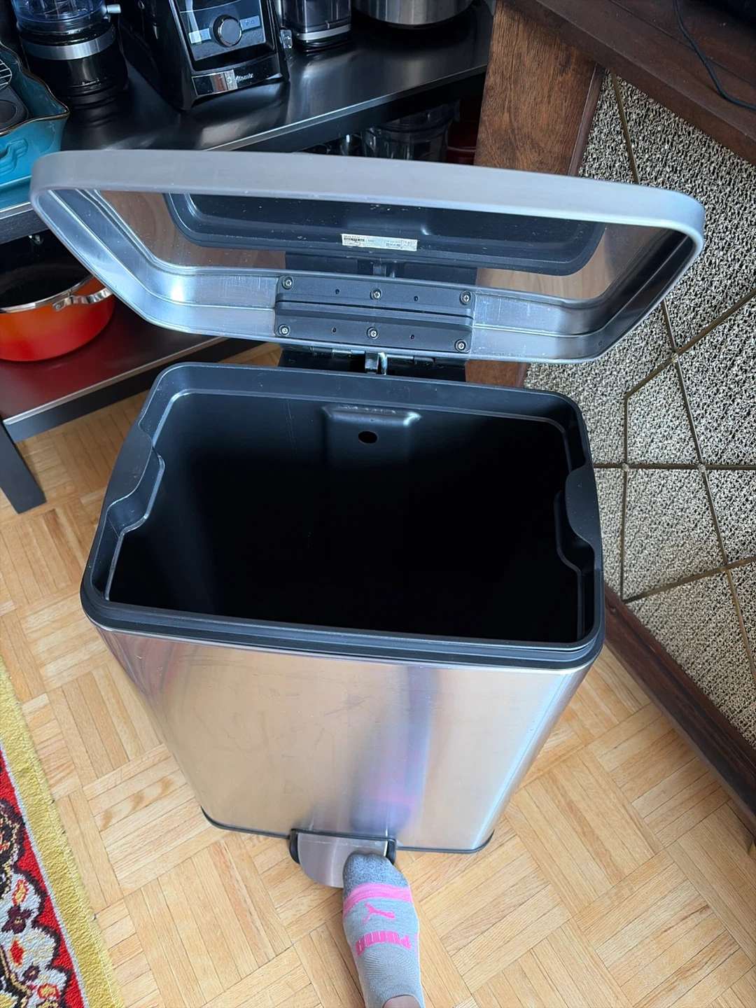 Stainless Steel Soft Close Garbage Bin with Pedal - photo 2