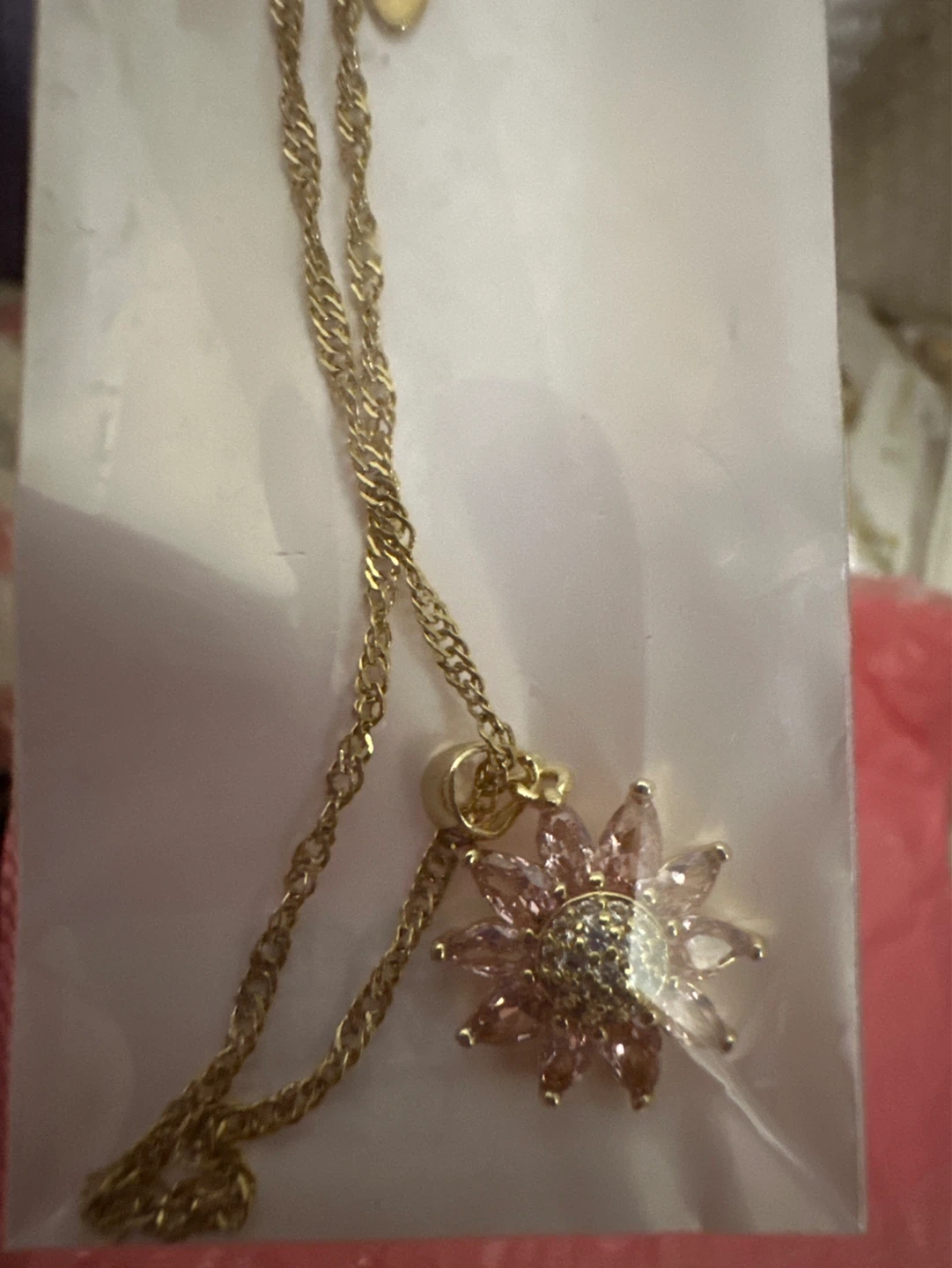 KUPING Gold laminatedFlower Pendant Necklace