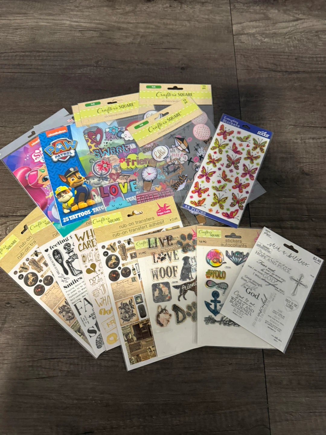 Resin Craft Molds, Pigments, Beads, and Stickers Bundle - photo 4