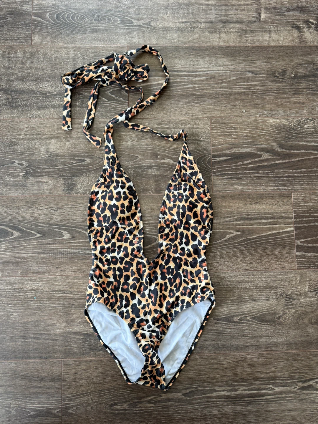 New Women's Leopard Print One-Piece Swimsuit size small