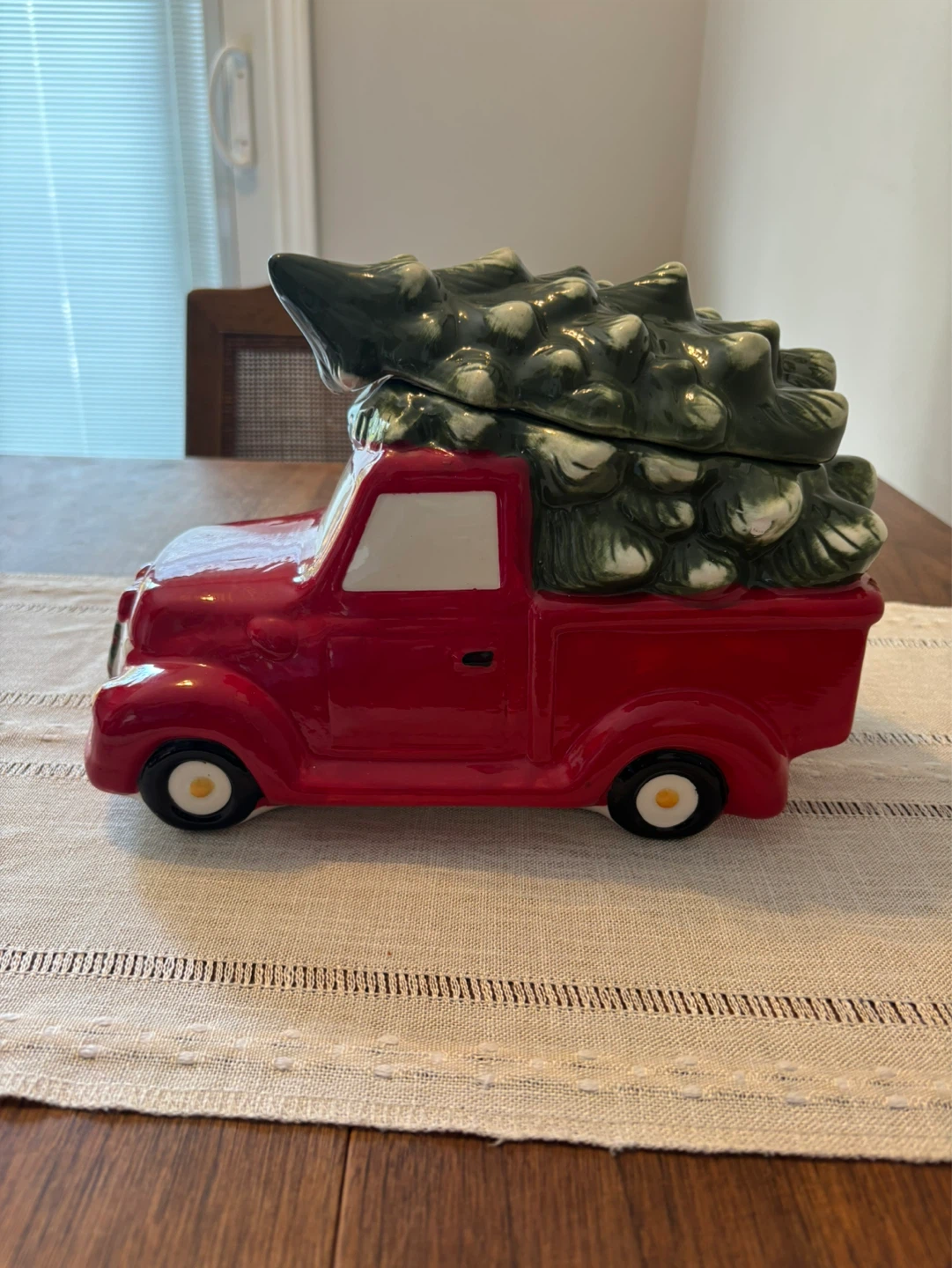Winter Wonder Cookie Jar - Red Truck with Christmas Tree - photo 3
