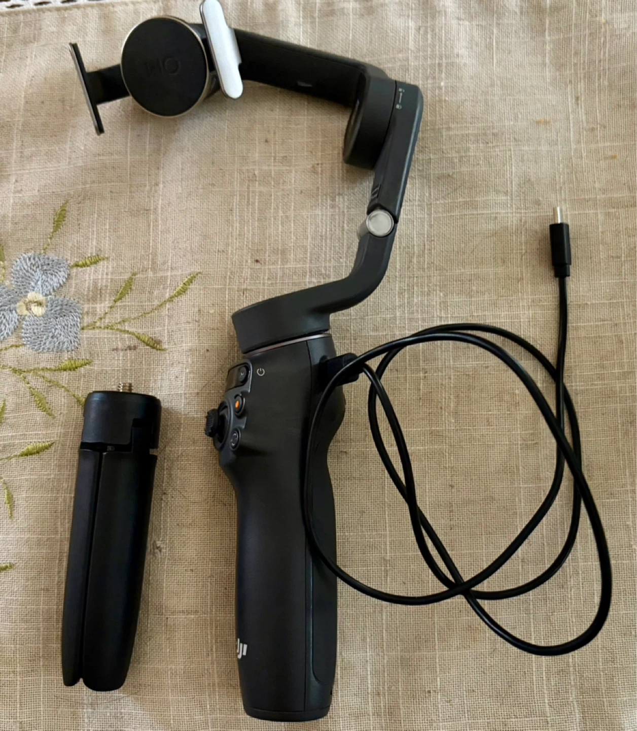 DJI Osmo Mobile 6 gimbal stabilizer