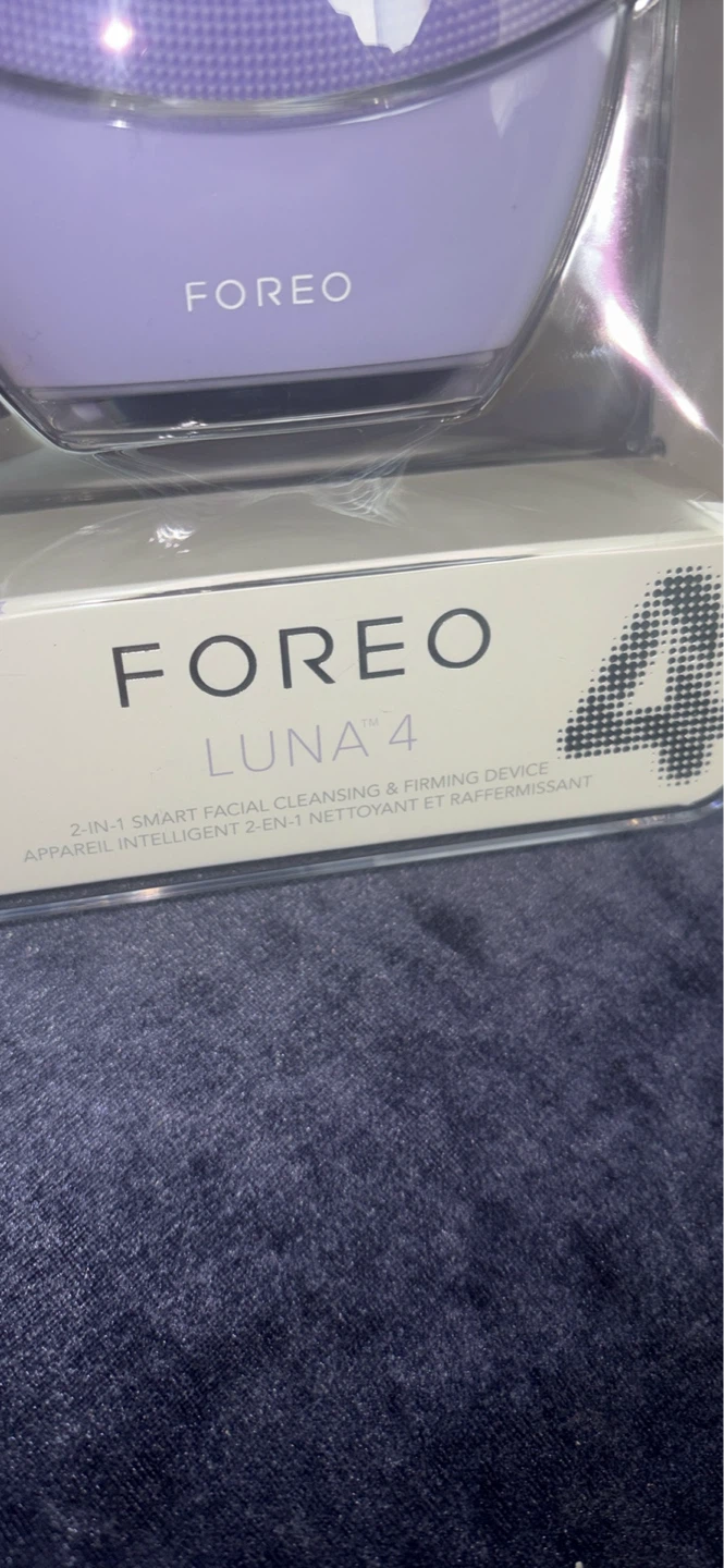 FOREO LUNA 4 2-in-1 Smart Facial Cleansing & Firming Device - photo 3