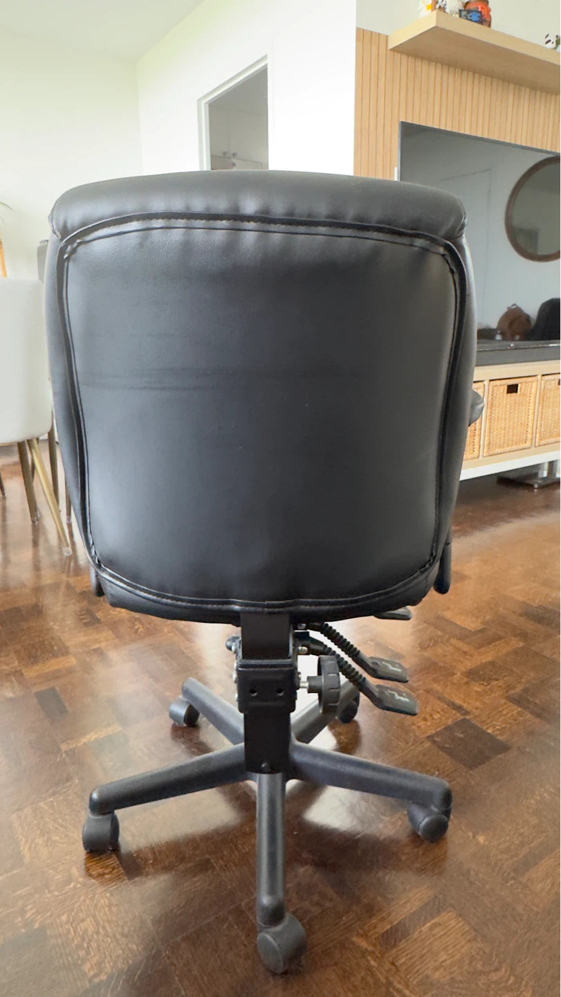 Black Leather Office Chair - photo 3