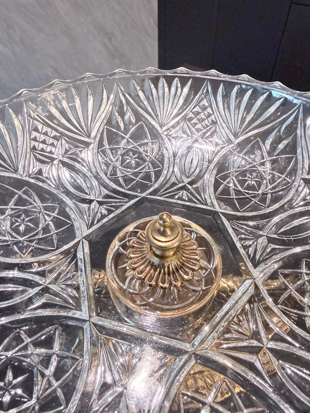 Crystal Serving Platter with Gold Fish Pedestal - photo 4