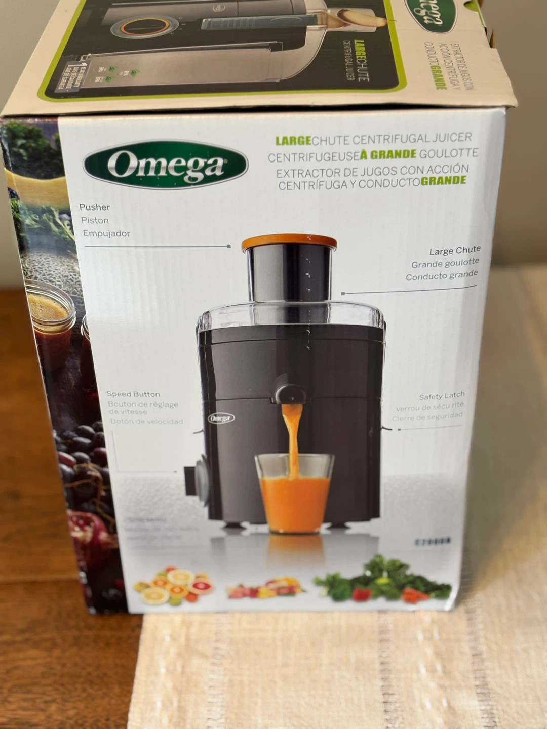 Omega Large Chute Centrifugal Juicer C2000B - photo 5