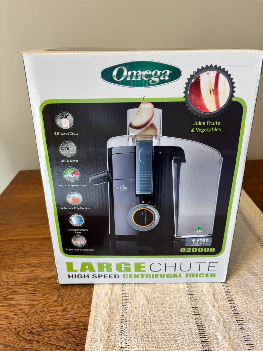 Omega Large Chute Centrifugal Juicer C2000B - photo 3
