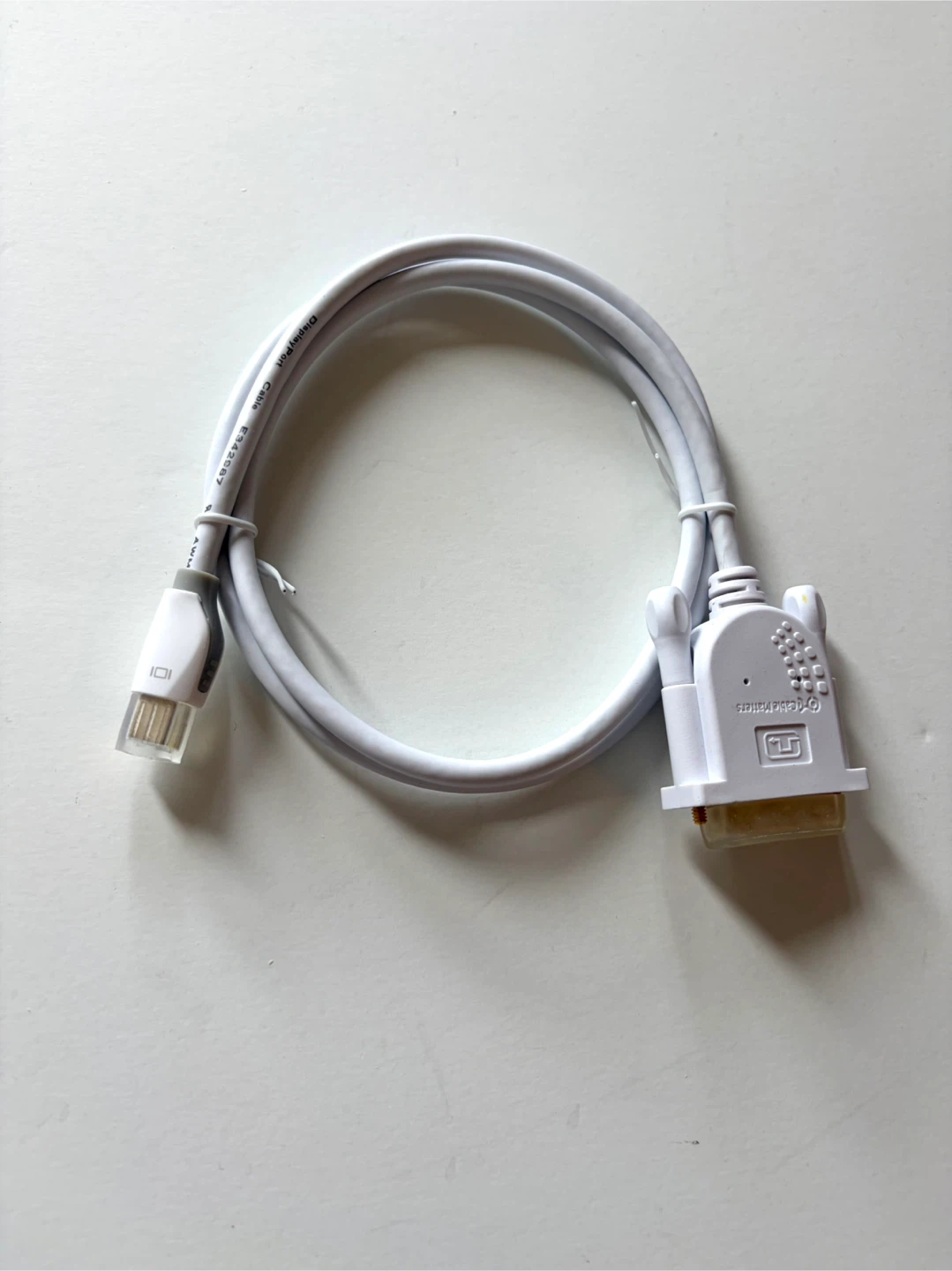Mini Display Port to DVI