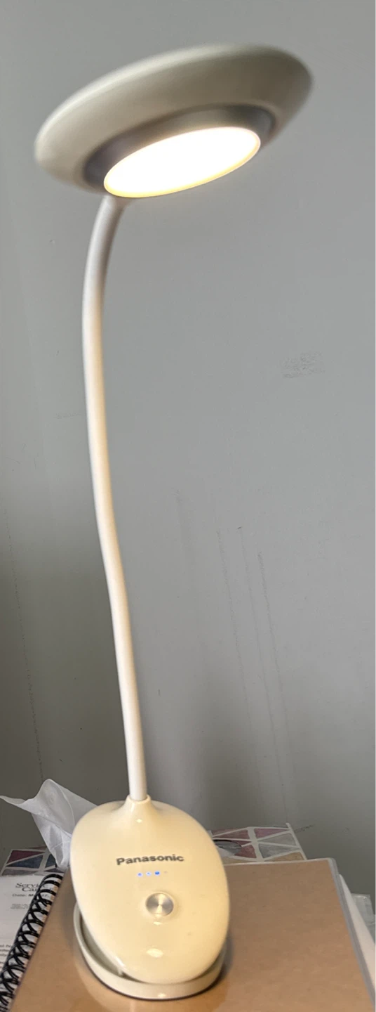Panasonic LED Desk Lamp - photo 2
