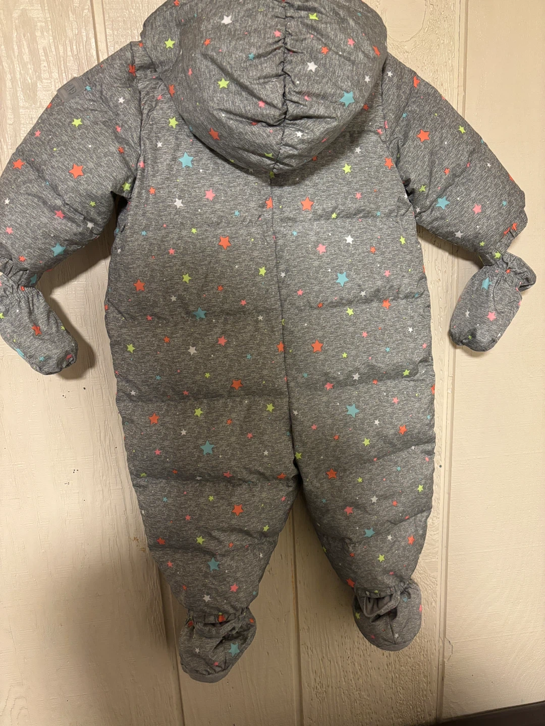 Gap Baby Puffer Snowsuit with Mittens - photo 2