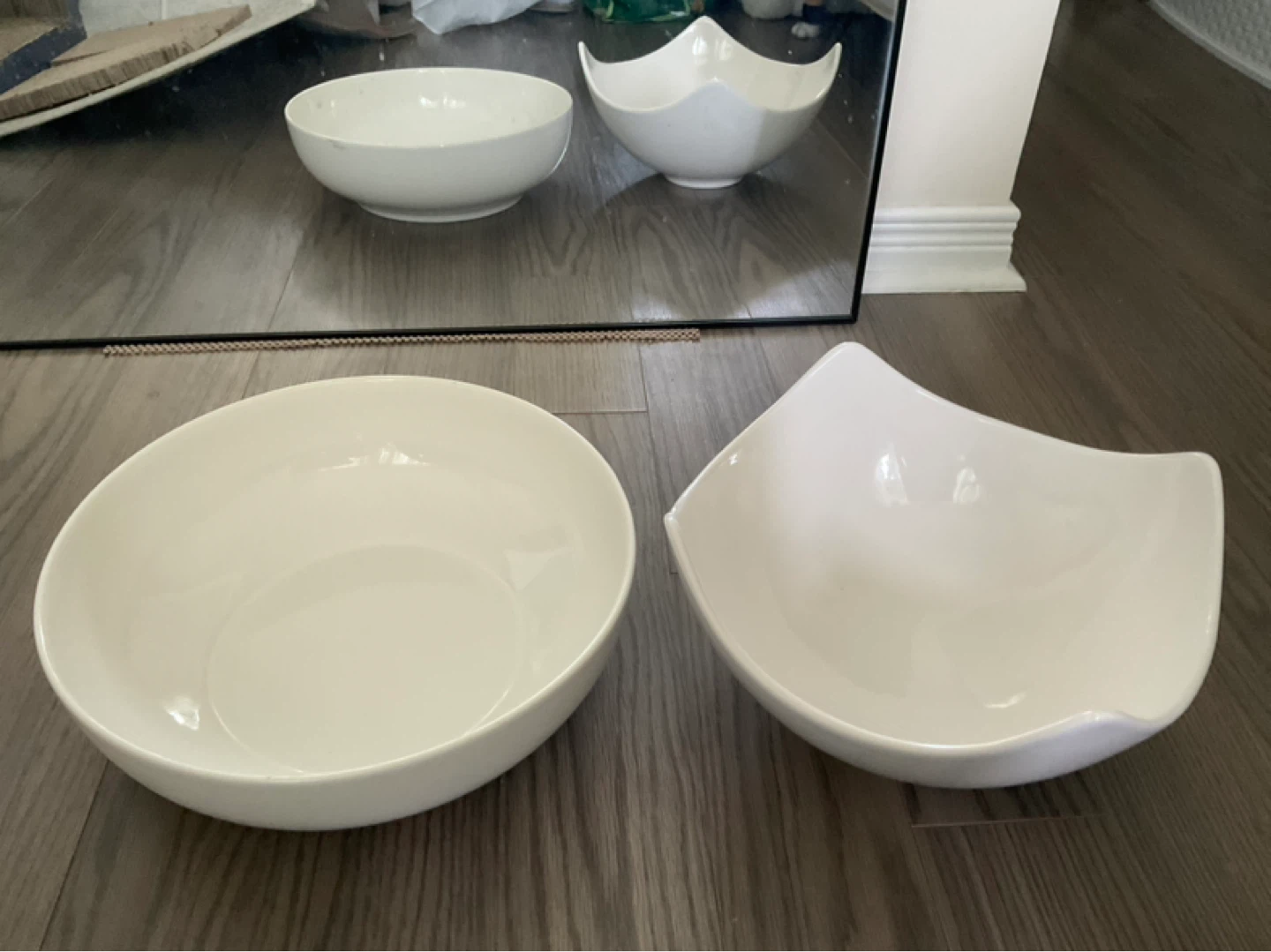 Set of 2 White Ceramic Serving Bowls - photo 2