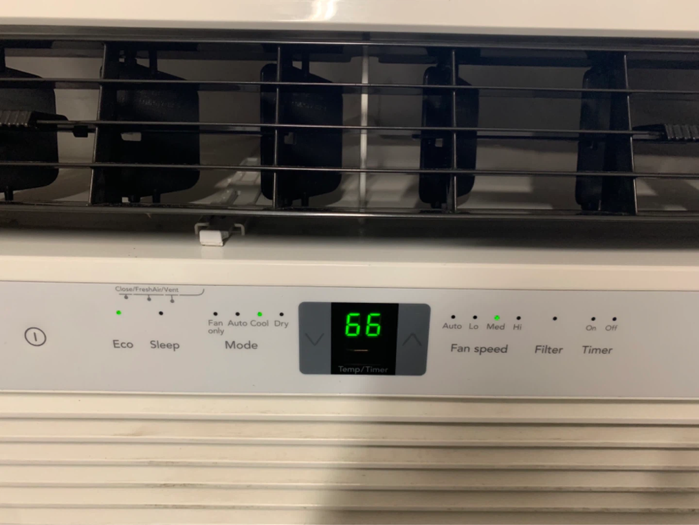 Electrolux FFRA102WAE Window Air Conditioner