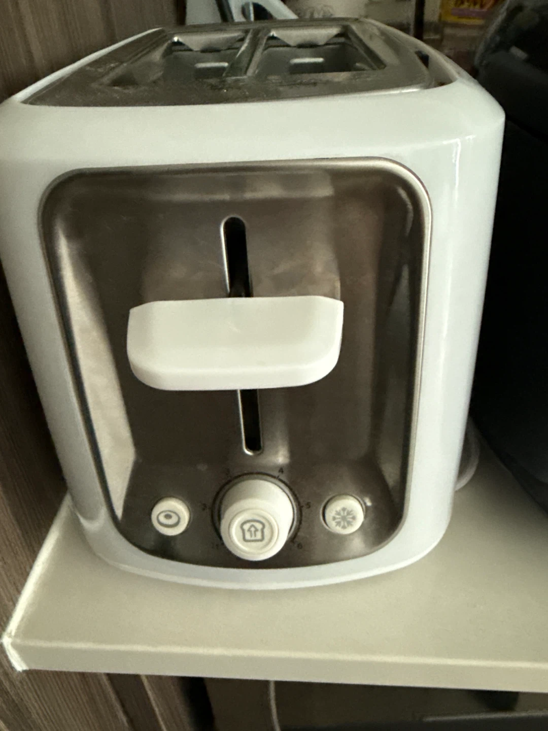White 2-Slice Toaster - photo 2