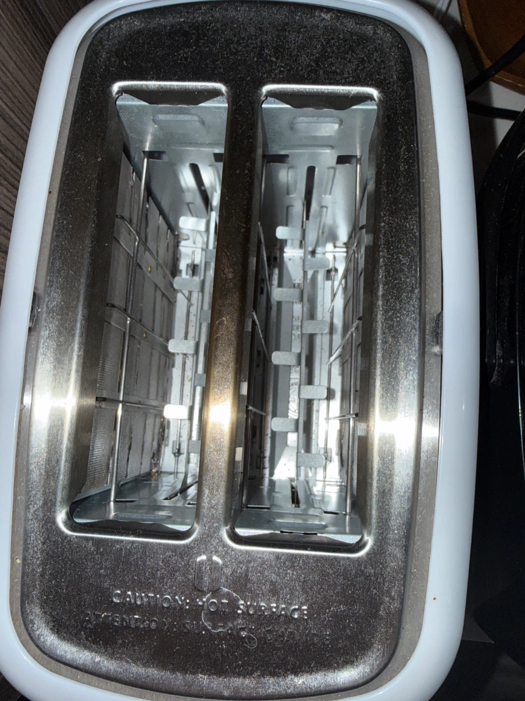 White 2-Slice Toaster - photo 3
