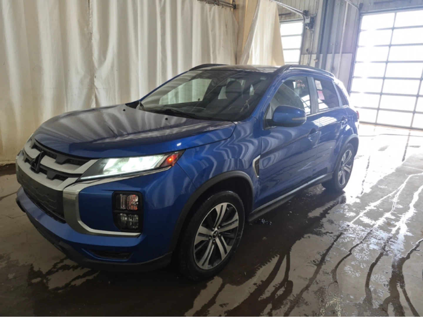 2023 Blue Mitsubishi RVR - photo 2