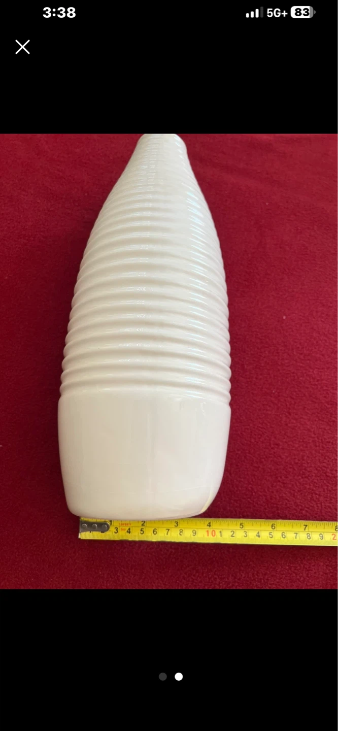 White Textured Vase - photo 2