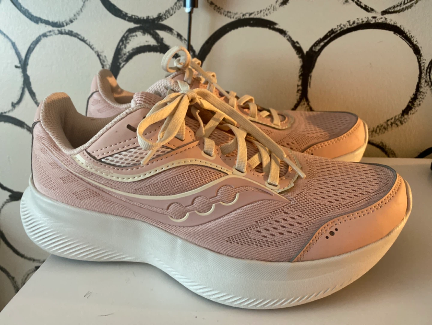 Saucony Running Shoes - Pink