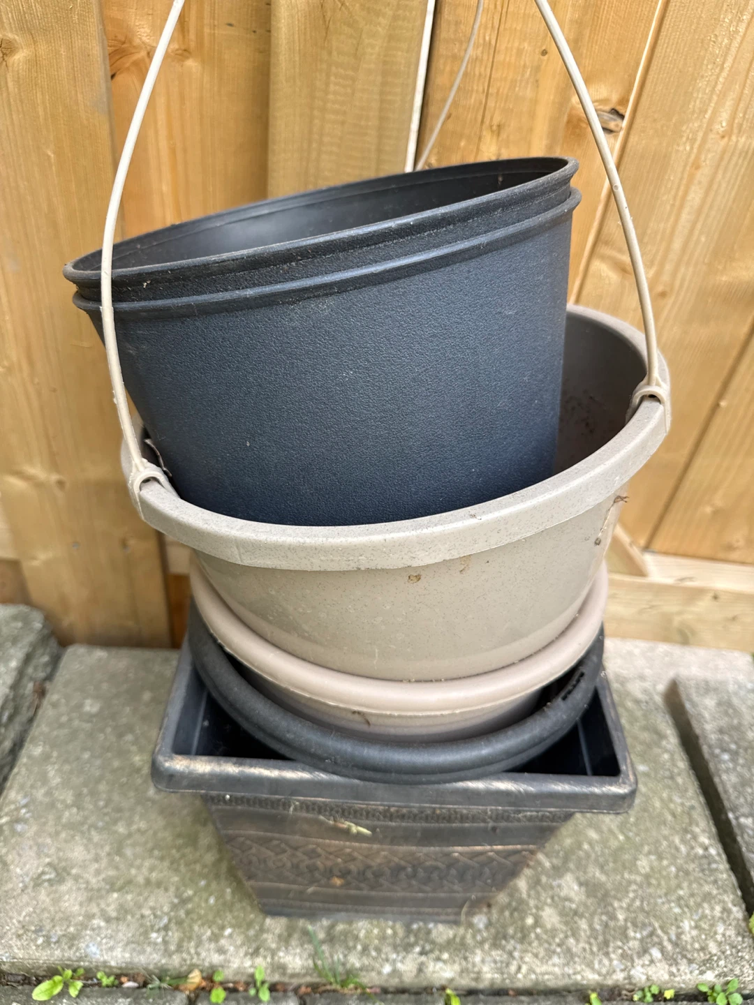 Free 8 Assorted Plant Pots