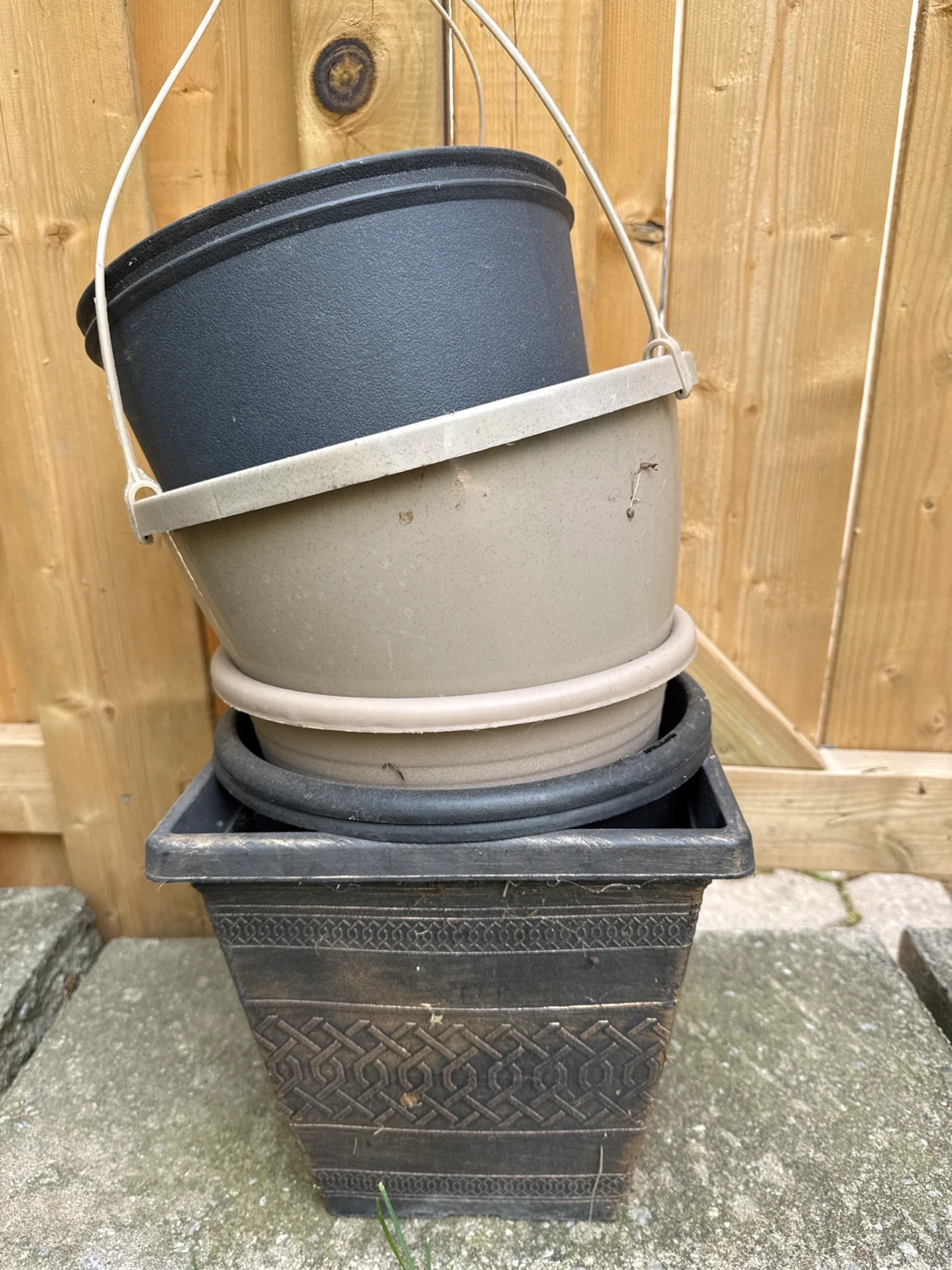Free 8 Assorted Plant Pots - photo 3