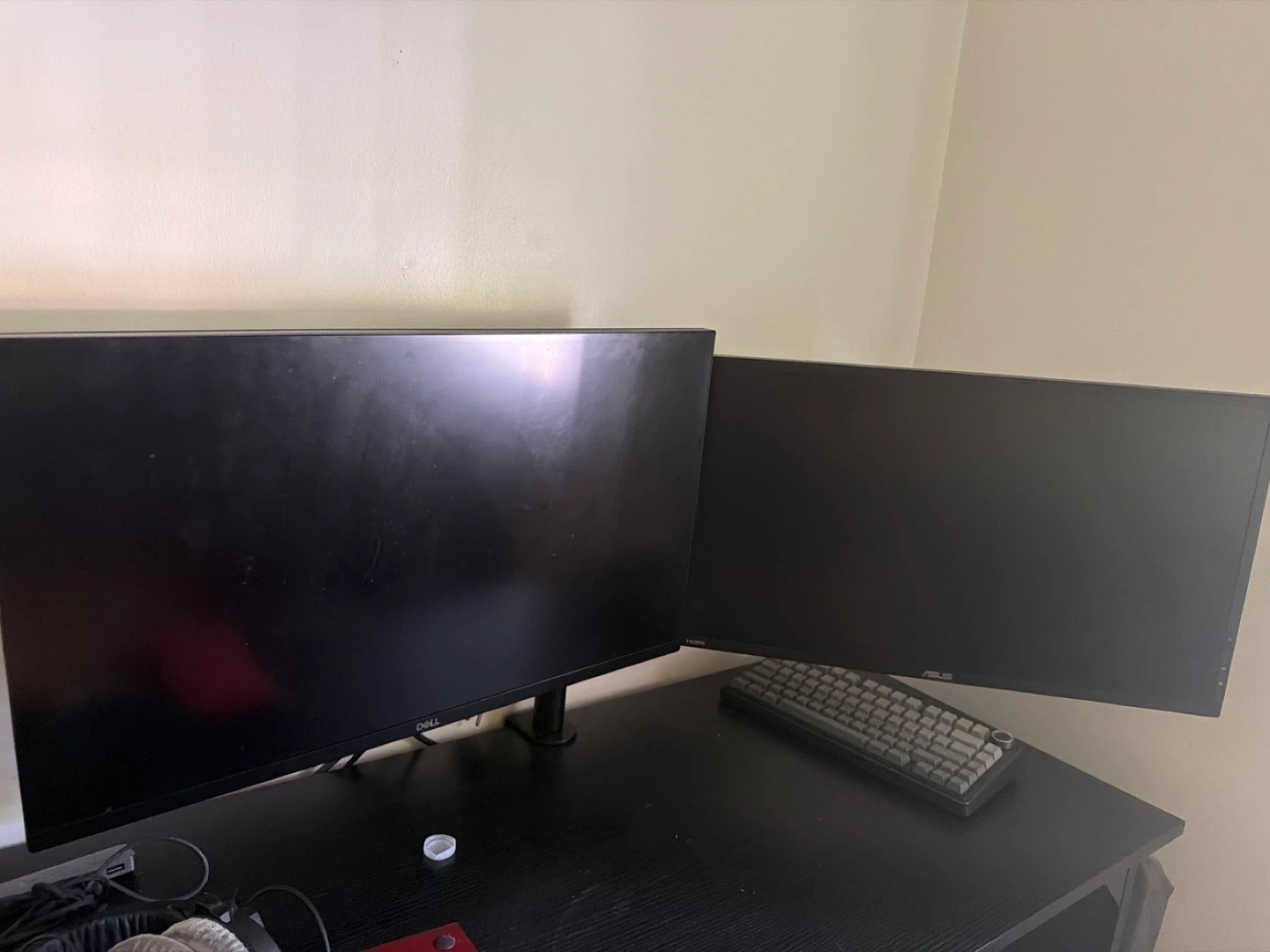 Dell and ASUS Monitors (2 screens)